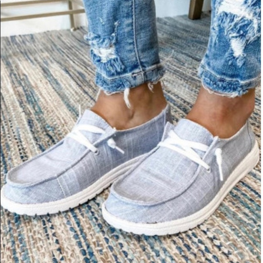 Grey Canvas Boat Shoes / Tennys